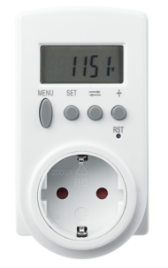 Sähkömittari seinäpistorasiaan