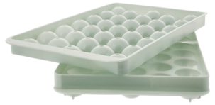 Iskulor, form i hård plast för 33 isbitar