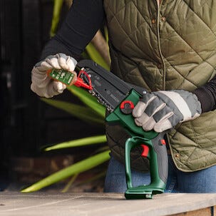 Bosch Easy Chain batteridrevet grensag 18 V 15-7 Solo