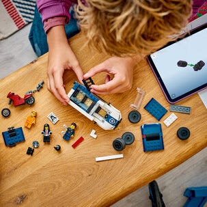 LEGO City Poliisin vanginkuljetusauto 60479, 6+ vuotta