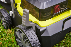 Ryobi vertikalskjærer 18SFX35 One+ 18 V, batteridrevet