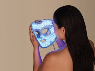 Shark CryoGlow LED-mask med kylande ögonbehandling