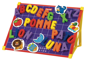 Magneettilevy ja kirjaimet Quercetti