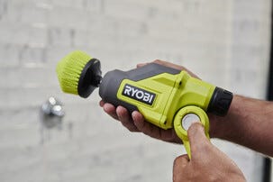 Ryobi RTS4-120G elektrisk rengjøringsbørste, teleskop, 4 V