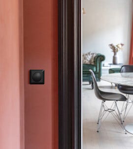 Elko RS Dimmer 370 LED, Svart