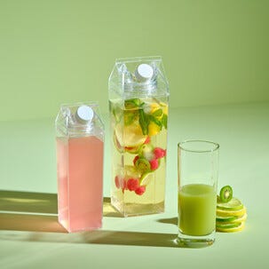 Maitopurkki muovia, muovipullo kierrekorkilla