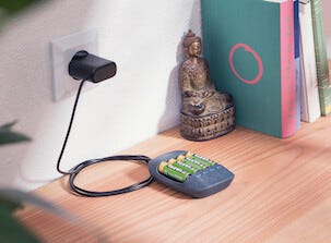 Batteriladdare Varta Eco Charger
