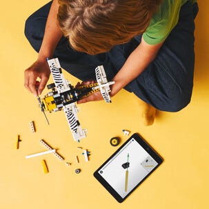 LEGO Technic Bushfly 42198, fra 8 år