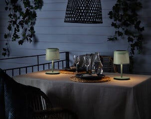 Aurinkokenno pöytävalaisin, metalli 15 x 25 cm