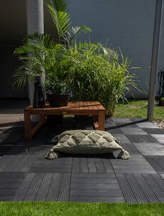 Terrasseheller balkong plast, grå gulvfliser, 4-pakning