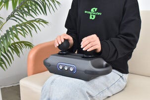 Capere massasjeapparat med 3 massajetilbehør