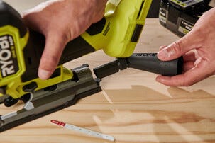 Ryobi Brushless Compact sticksåg RJS18BX-0