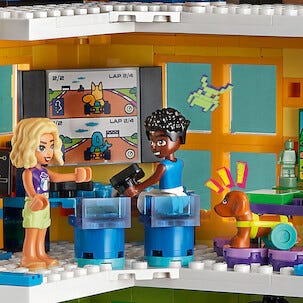 LEGO Friends Heartlake Citys aktivitetshus 41748, från 9 år