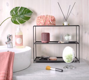 Pieni metallihylly, 40 x 32,5 x 15 cm