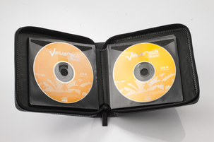 Cd-/dvd-kotelo
