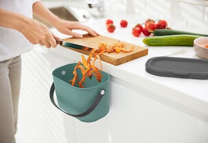 Tidy källsorteringskärl med lock och handtag 3,2 l