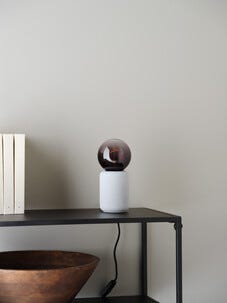 LED dekorpære E27 med sotet glass, dimbar, 95 mm