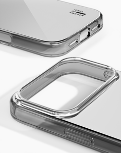 Ideal of Sweden Mirror iPhone 18 Pro / iPhone 17 Pro mobilskal, spegel