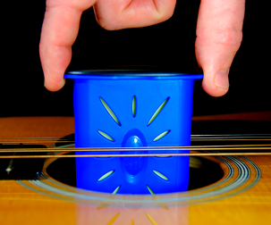 Ilmankostutin kitaralle, Music Nomad The Humitar