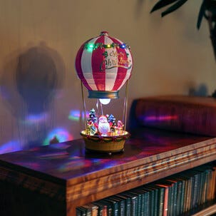 Konstsmide luftballong med tomte och LED, 31,5 cm