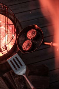 Espegard grillgaller till eldtunna Brasa och Pilar