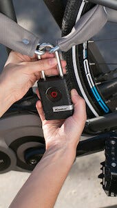 Hänglås med Bluetooth Masterlock 4401EURDLH