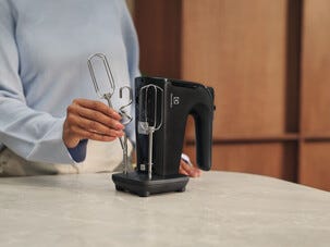 Electrolux håndmikser 300 Series, 500 W, grå