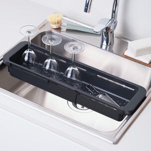 Oppvaskstativ med dørslag til oppvaskkum, uttrekkbart, svart