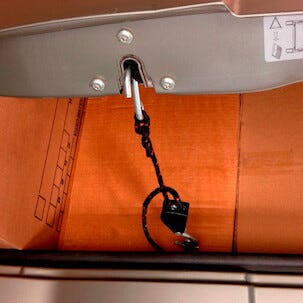 Repspännare med krokar