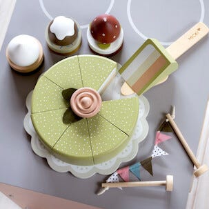 Micki lekekake i tre, fra 3 år