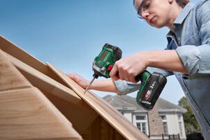 Bosch Universal Impact mutterdragare/slagskruvdragare 18V-210