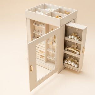 Smyckeskrin roterande