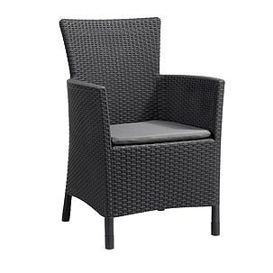 Ulkopöytä ja kaksi ulkotuolia