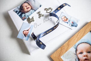 Märkband Satin Brother TZe-RN34, marinblå