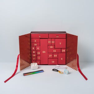 Tyhjä joulukalenteri itse täytettäväksi