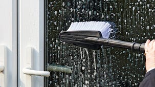 Bosch Universal Aquatak 135 med tillbehör hem & bil